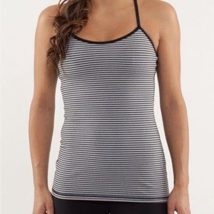 Power Y Tank Lululemon size 2 (small) Black and Silver